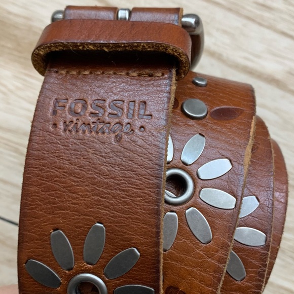 Fossil Brown Leather Belt - Picture 1 of 5